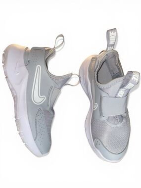 Nike Flex Runner 3 Kids' shoes  Wolf Grey/White Sz 12 c